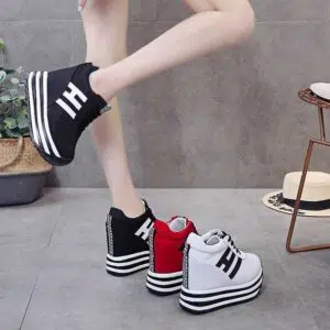 Height-enhancing Women's Shoes