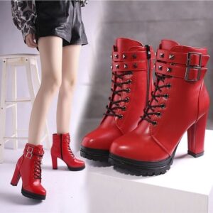 Trendy women's short boots
