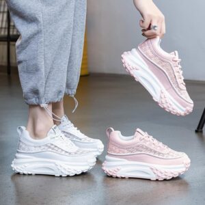 Versatile lace-up women's shoes