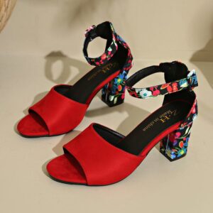 New plus-size women's sandals